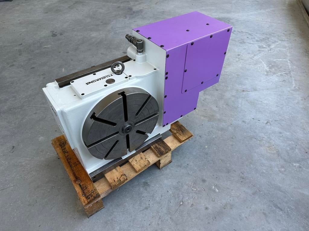4e as  CNC-draaitafel voor freesmachine of bewerkingscentrum, Zakelijke goederen, Ophalen