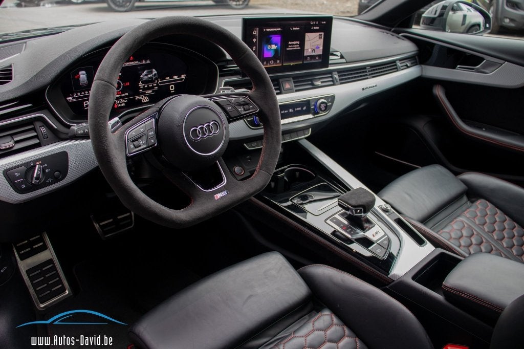 Audi RS4 Avant 2.9 V6 TFSI Quattro 450 CH/CARGAISON LÉGÈRE, Autos, Cuir et Alcantara, Achat, Euro 6, Entreprise