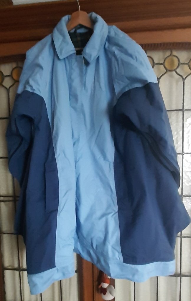 Warme jas met afritsbare voetzak  voor rolstoelgebruiker, Enlèvement ou Envoi, Comme neuf, Bleu, Taille 42/44 (L)