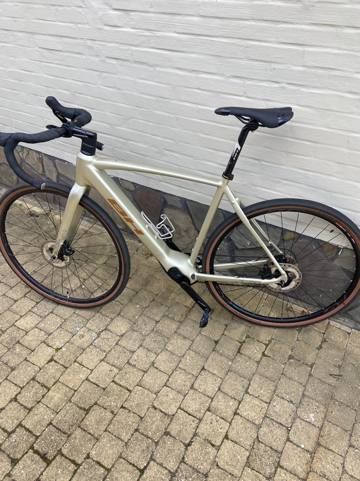 Bh igravel x 2025, Ophalen, Zo goed als nieuw