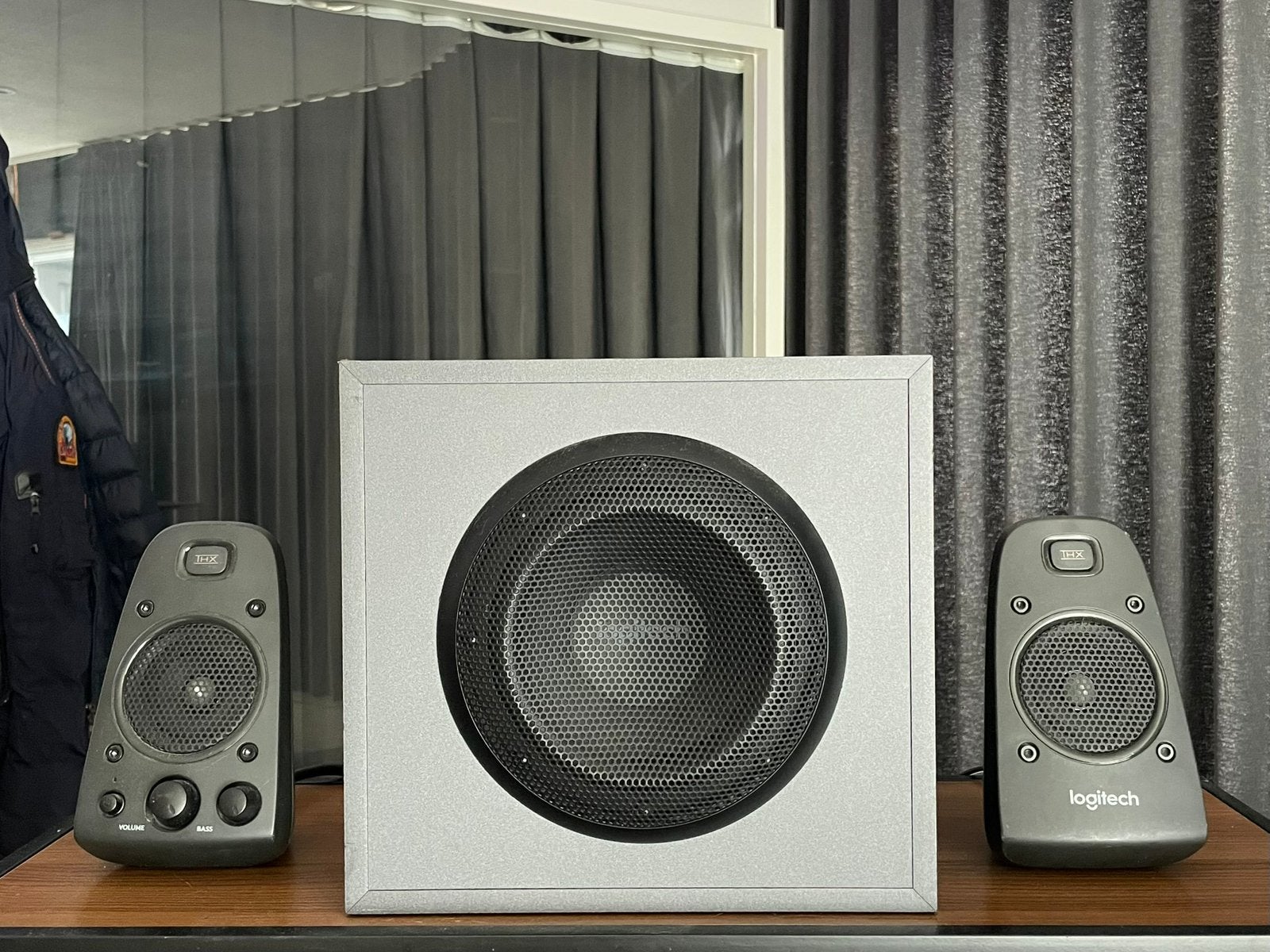 Subwoofer Logitech, Audio, Tv en Foto, 150 watt of meer, Subwoofer, Logitech, Ophalen of Verzenden