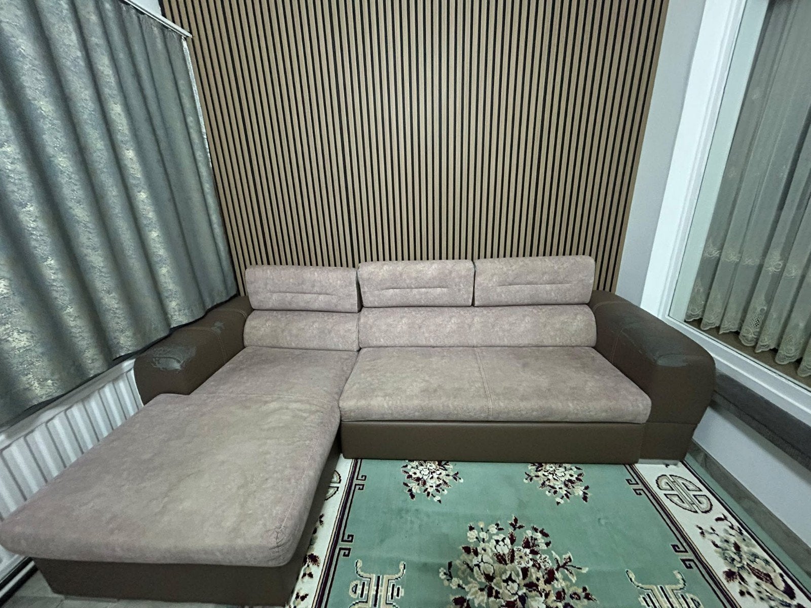 beige/bruin maat:270cm bed+koffer, Ophalen, Stof
