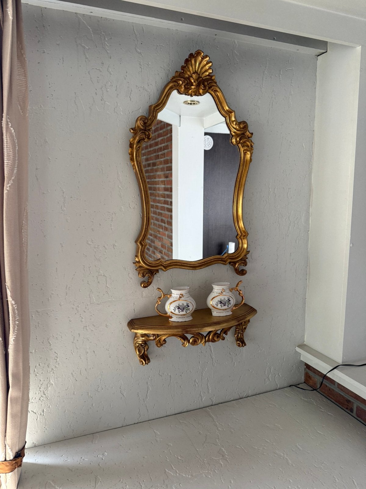 Vintage goudkleurige kuifspiegel en legger, Ophalen