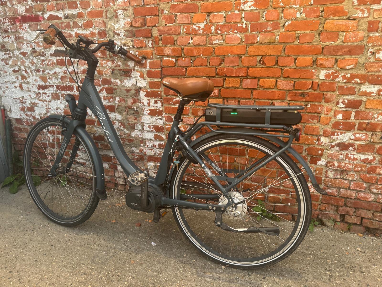 VÉLO ÉLECTRIQUE BEAUFORT AVEC MOTEUR CENTRAL SHIMANO, Vélos & Vélomoteurs, Vélos électriques, Enlèvement