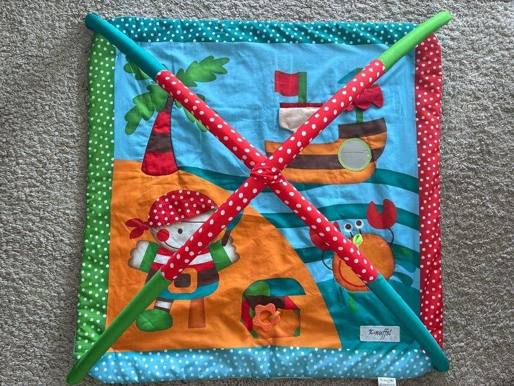 Vrolijk speelkleed / babygym met bogen – Piraat, Ophalen, Zo goed als nieuw