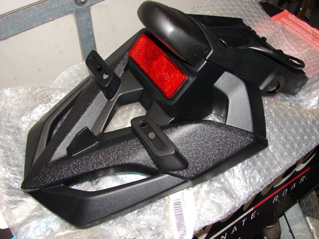 YAMAHA T-MAX 530 560 support de plaque origine état neuf ., Motos, Enlèvement ou Envoi, Neuf