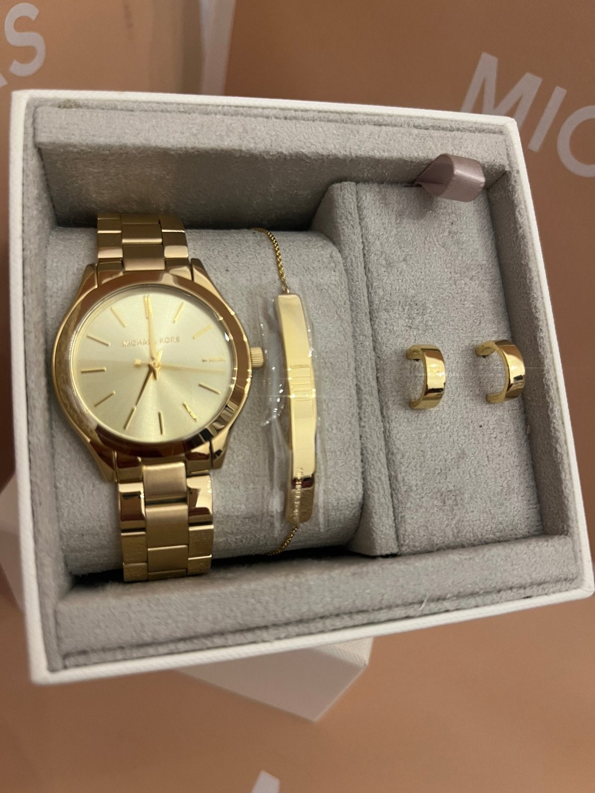 Nieuwe Michael kors set 2 jaar Garantie, Handtassen en Accessoires, Horloges | Dames, Ophalen of Verzenden, Nieuw, Polshorloge