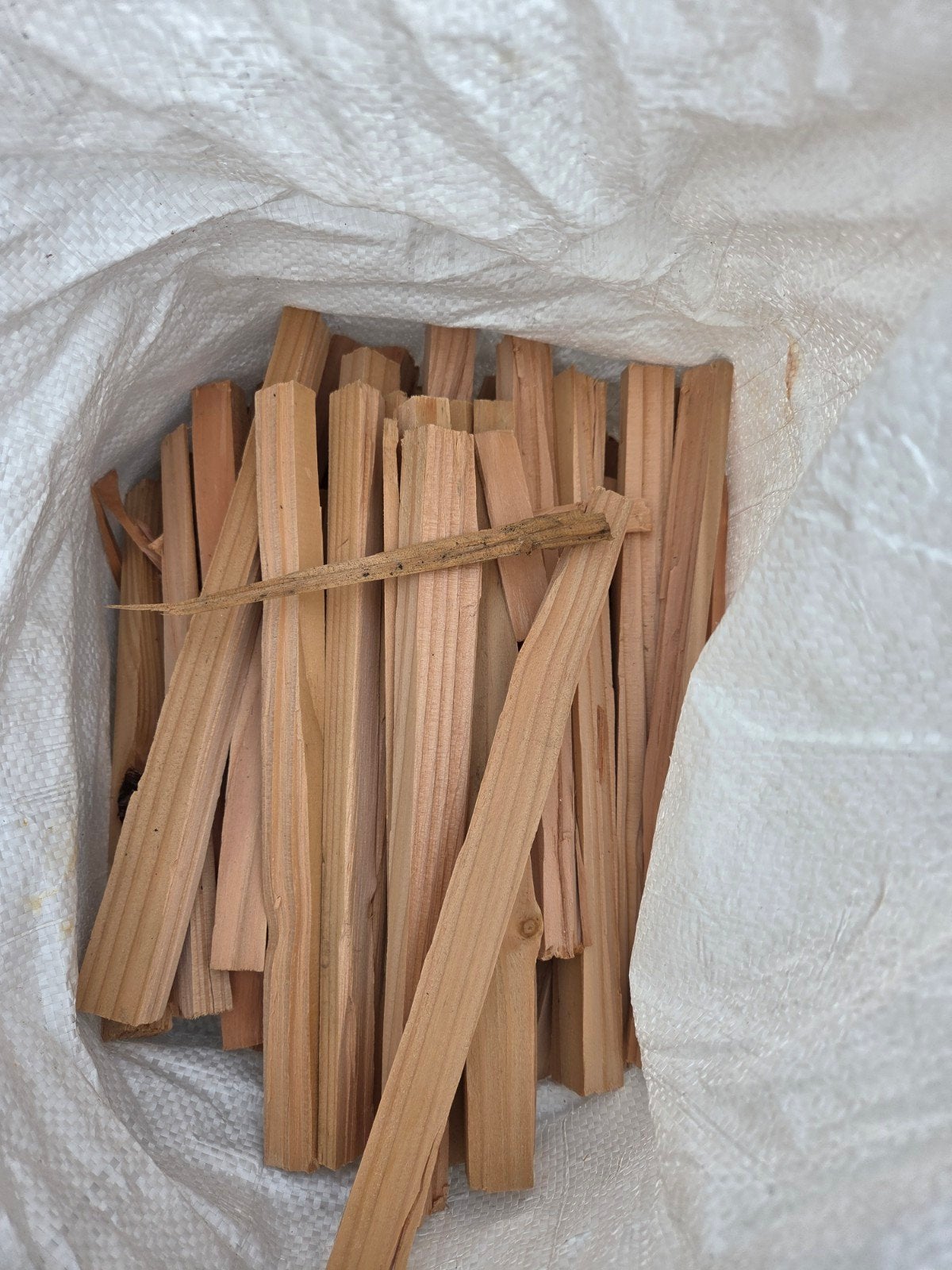 Aanmaakhout brandhout kachel/vuurkorf, Ophalen
