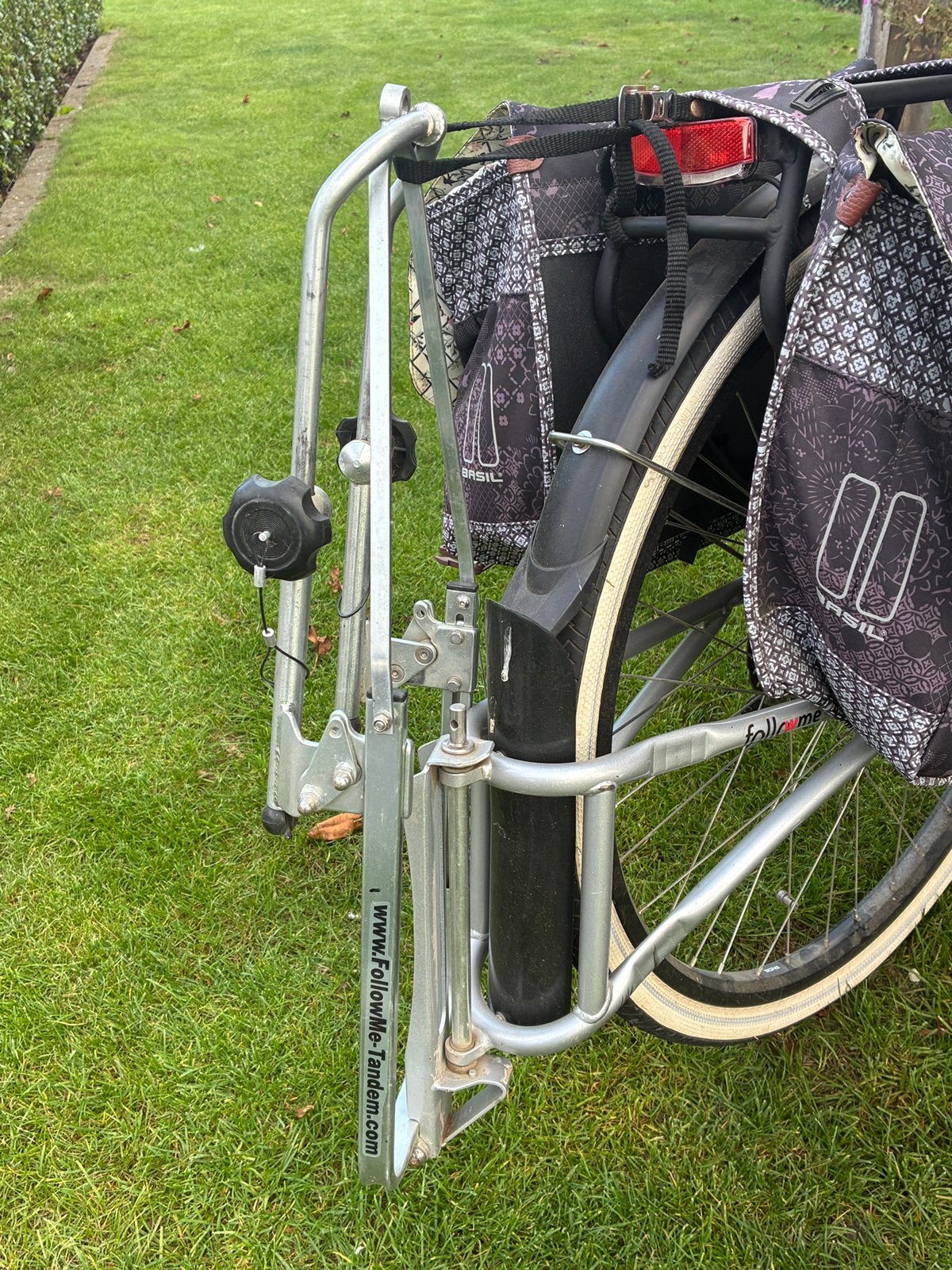 Follow me installatie, Fietsen en Brommers, Ophalen