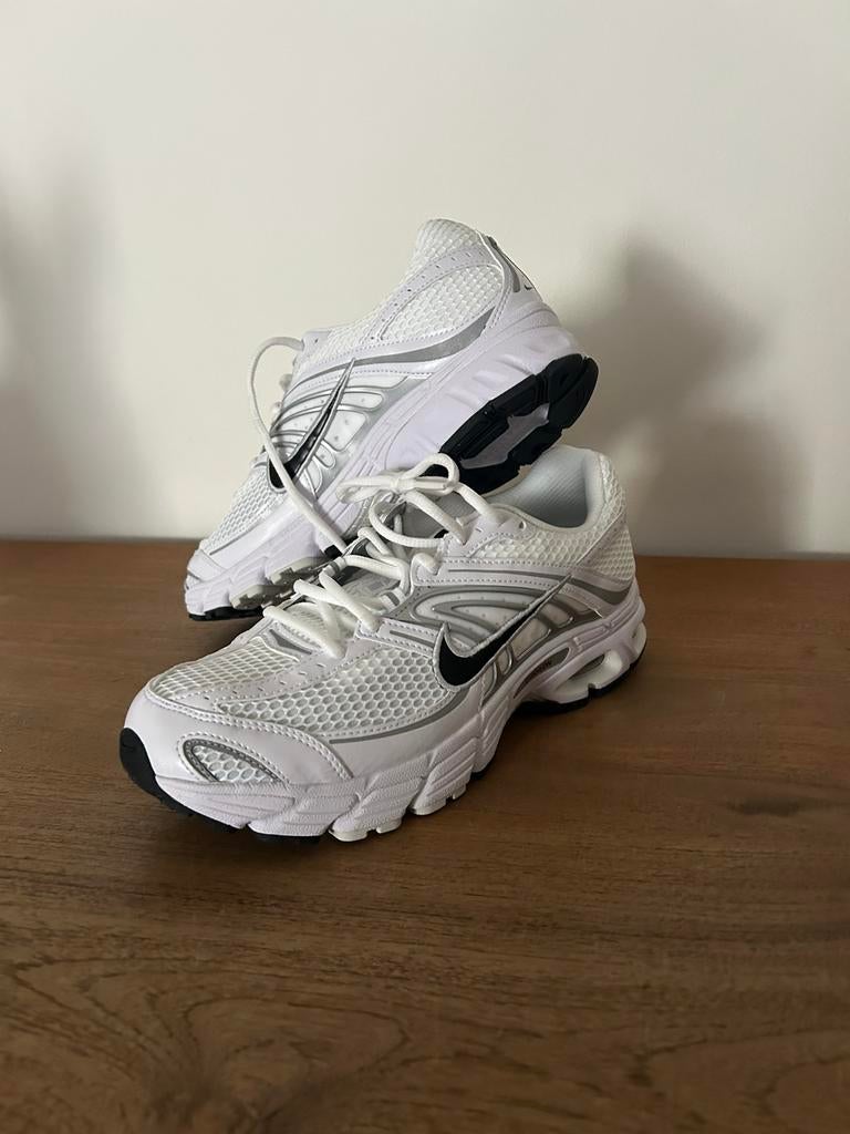 Nike sportschoenen maat 42.5, Vêtements | Hommes, Chaussures, Neuf, Enlèvement, Chaussures de sport, Blanc