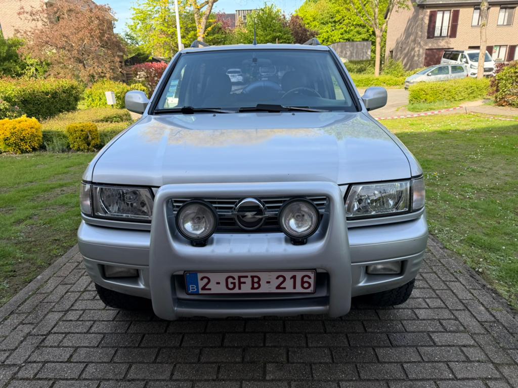 Opel Frontera B Olympus 2.2 2001, Auto's, 4 cilinders, Leder en Stof, Elektrische ramen, 2 zetels