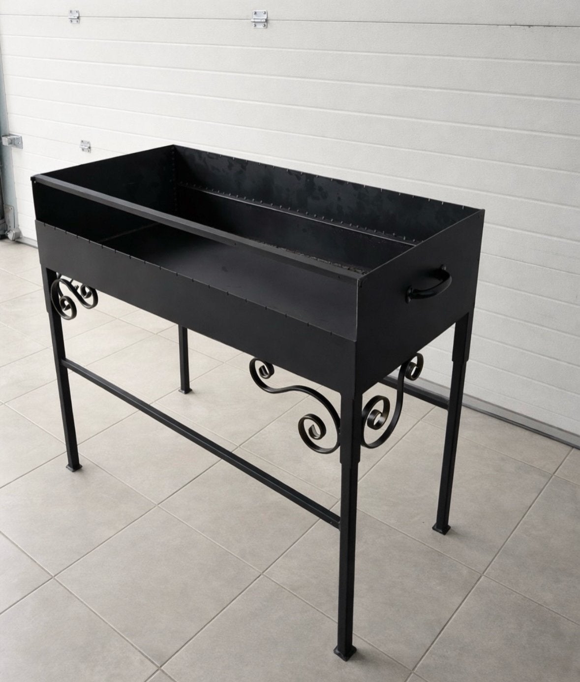 Barbecue au charbon de bois fait main - différents modèles, Enlèvement, Neuf