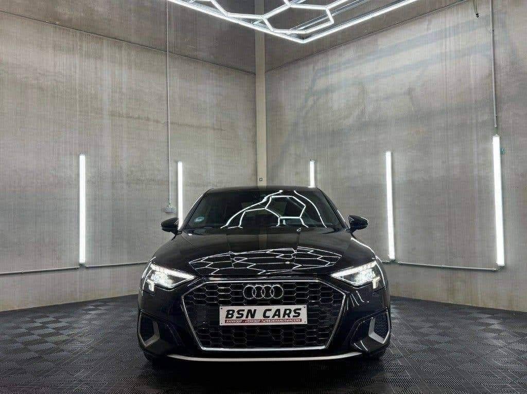 AUDI A3 40TFSIe/LEER/CARPLAY/ACC/GARANTIE, Auto's, Zwart, Leder, 150 kW, ABS
