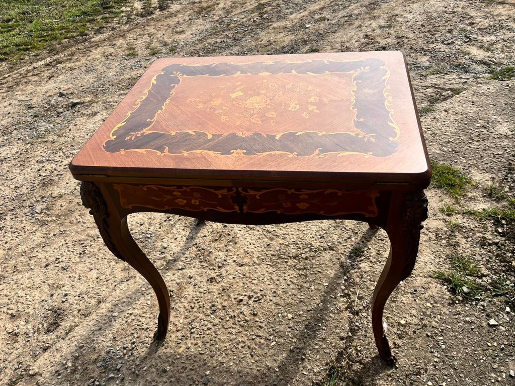 Table de jeux en bois marqueterie superbe arlon wellin, Enlèvement ou Envoi