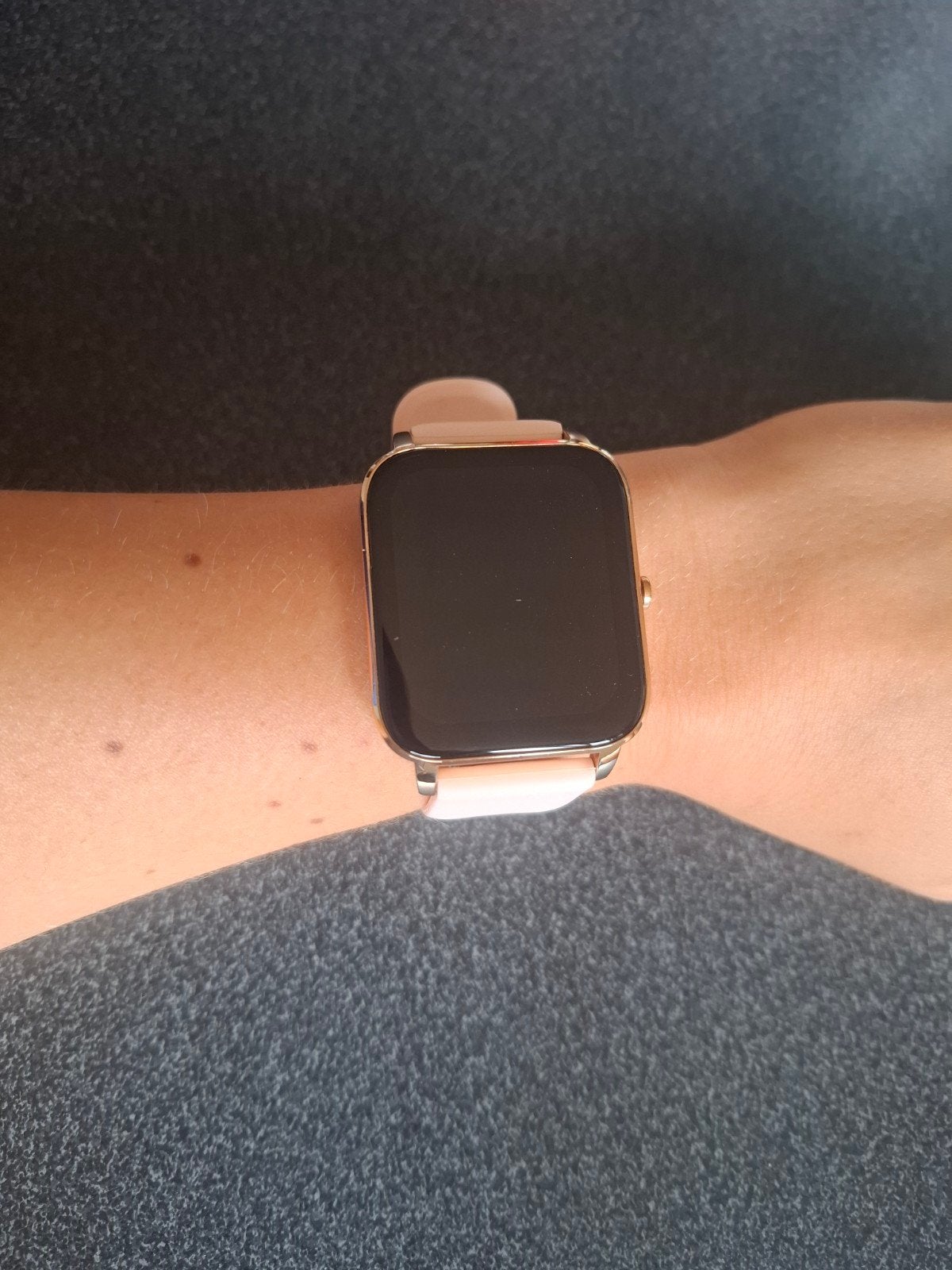 brend 2223 smartwatch, Handtassen en Accessoires, Ophalen