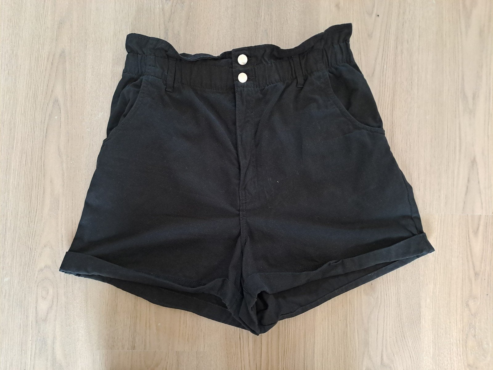 Mt 46 Zwarte denim short, Kleding | Dames, Broeken en Pantalons, H&M, Kort, Zwart, Maat 46/48 (XL) of groter