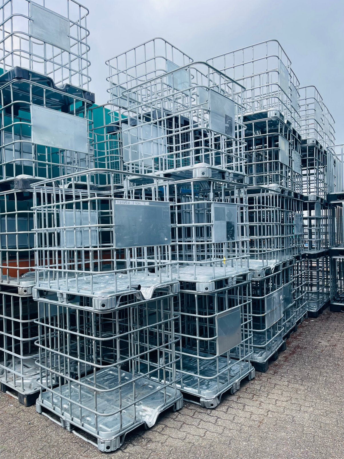 IBC 1000L kooien Pallet metaal, kunststof of hout LEVERING, Ophalen of Verzenden, Zo goed als nieuw