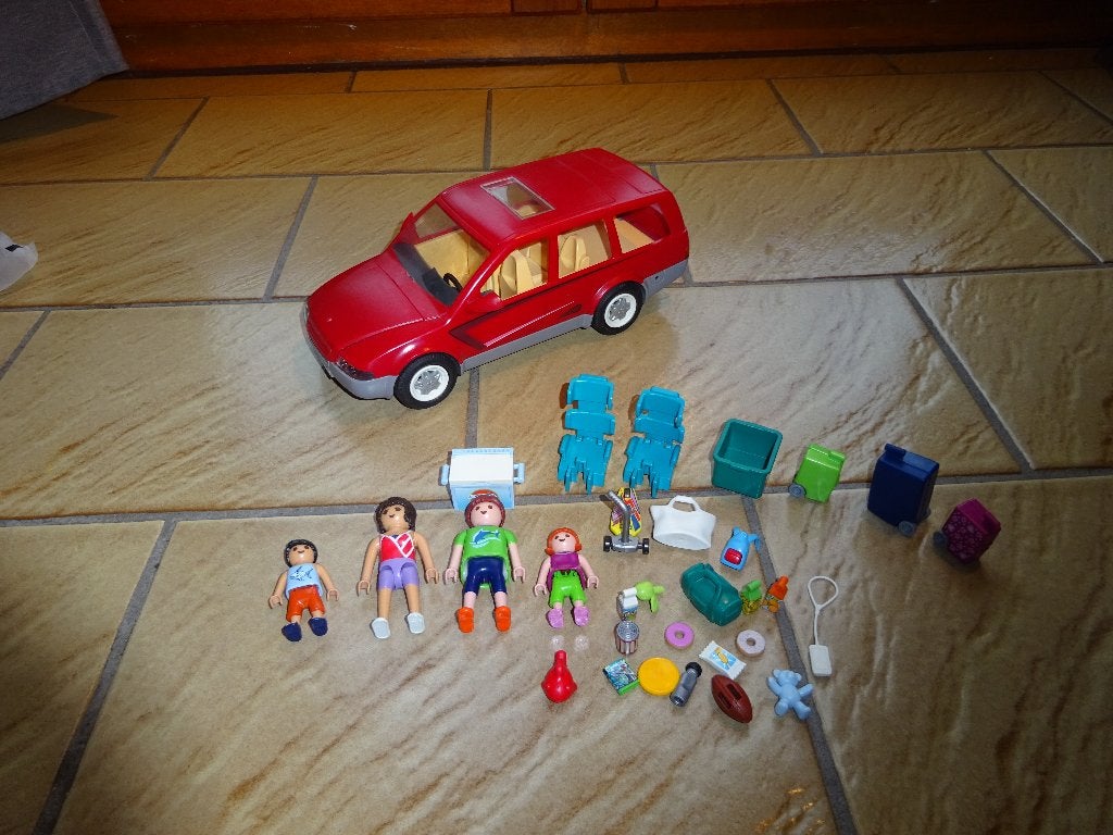 Playmobil gezinsauto, Ophalen of Verzenden, Zo goed als nieuw, Complete set, Voertuig