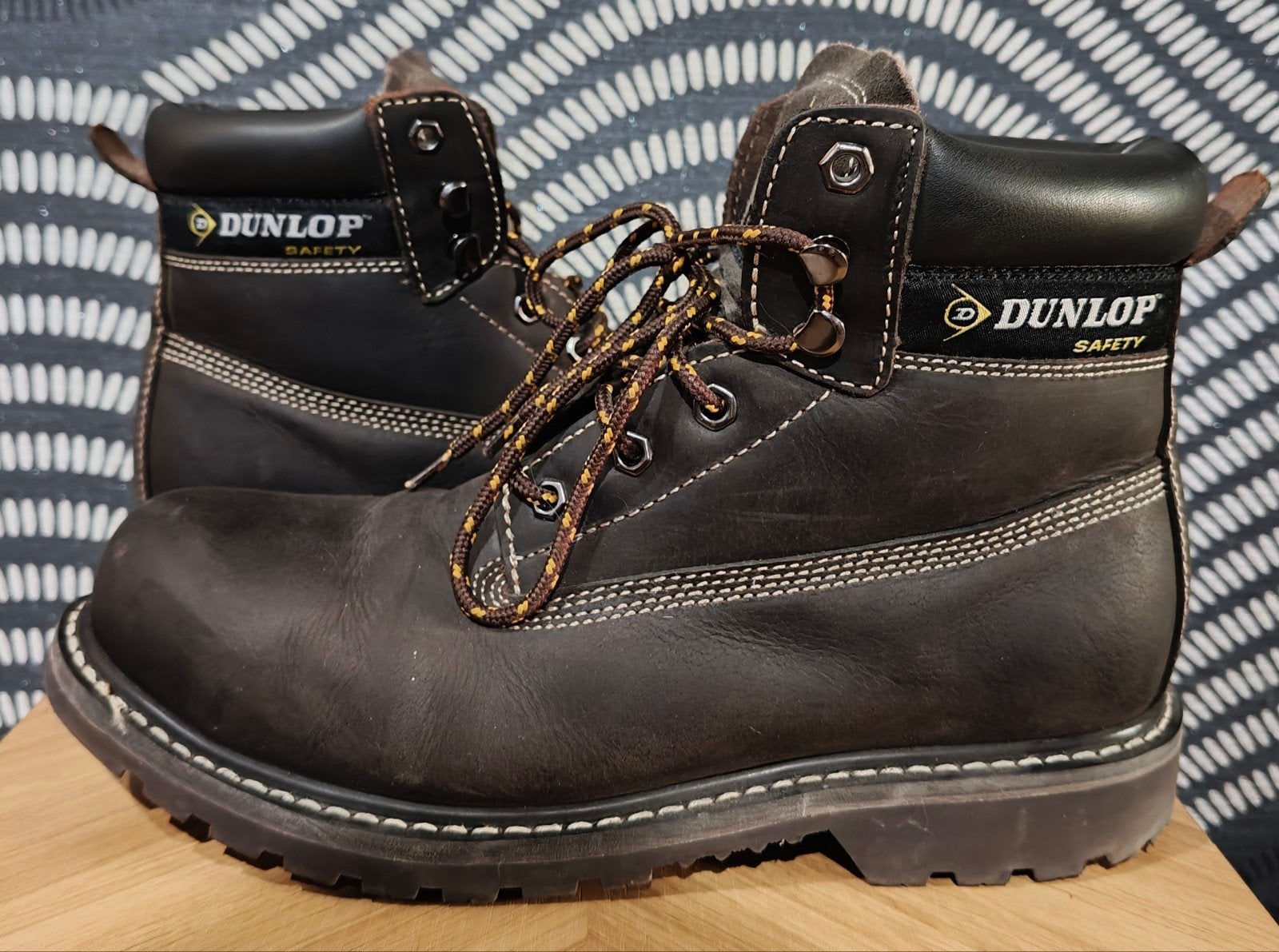 Bottines de sécurité cuir coquées acier Dunlop Nevada SB, Doe-het-zelf en Bouw, Veiligheidskleding, Ophalen of Verzenden, Zo goed als nieuw