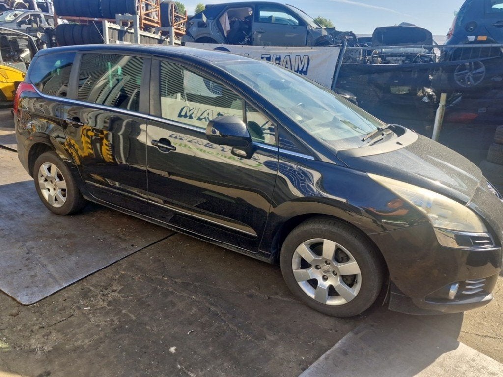 AILE AVANT DROITE Peugeot 5008 I (0A / 0E) (01-2009/03-2017), Kontakt-peugeot@peugeot.com, Garde-boue, Utilisé, Avant
