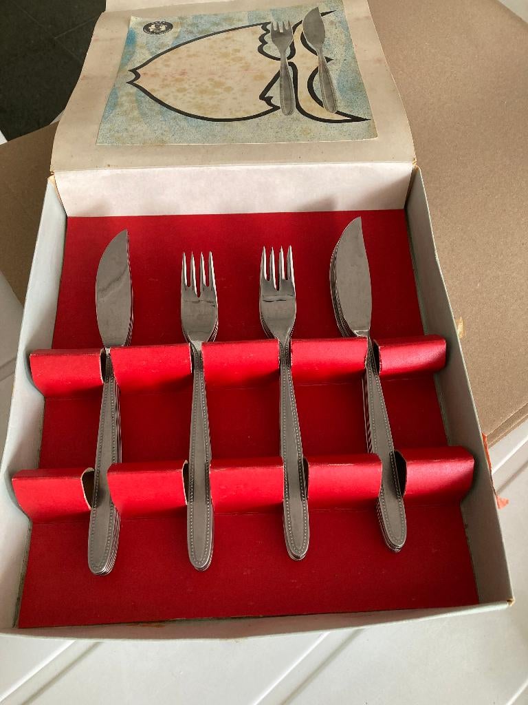 visbestek : 12-delig, Ophalen, Nieuw, Bestekset