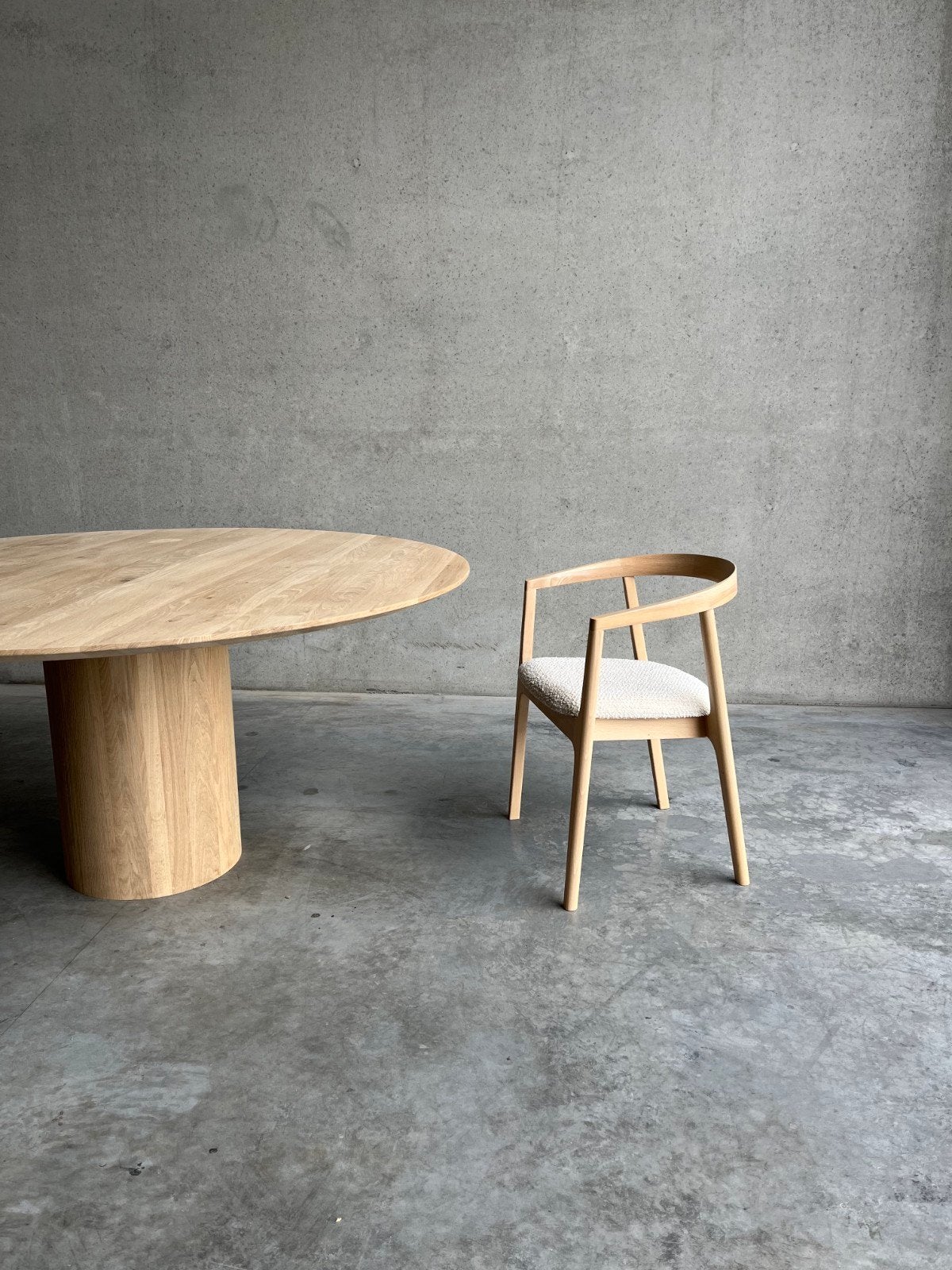 Chaise en bois massif en chêne clair avec boucle, Maison & Meubles, Enlèvement, Bois