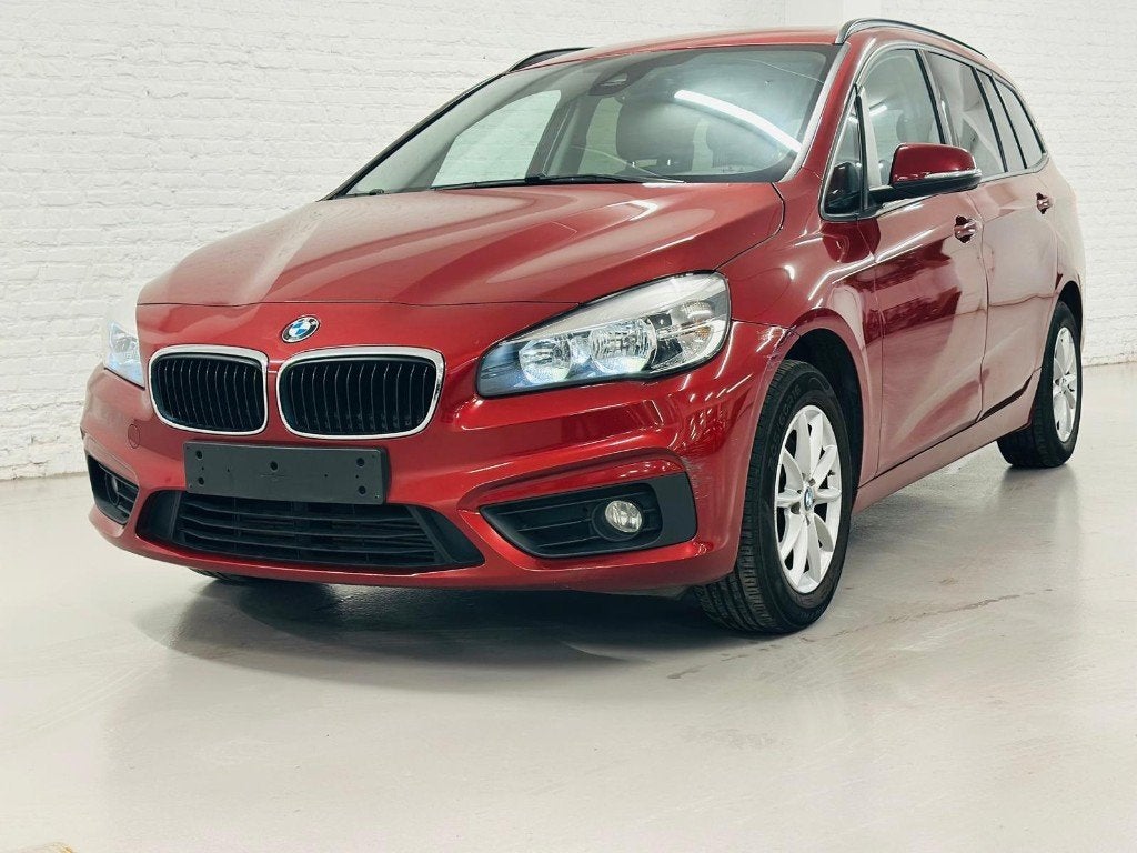 BMW 218i Gran Tourer 2016 automaat met 7 plaatsen7, Autos, Cuir, Capteur de stationnement, Euro 6, Entreprise