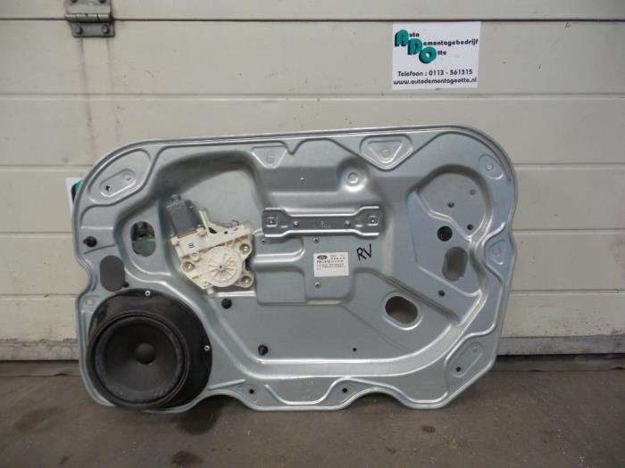 Mécanique vitre 4portes avant droite d'un Ford Focus (Focus, -, 3 mois de garantie, -, -