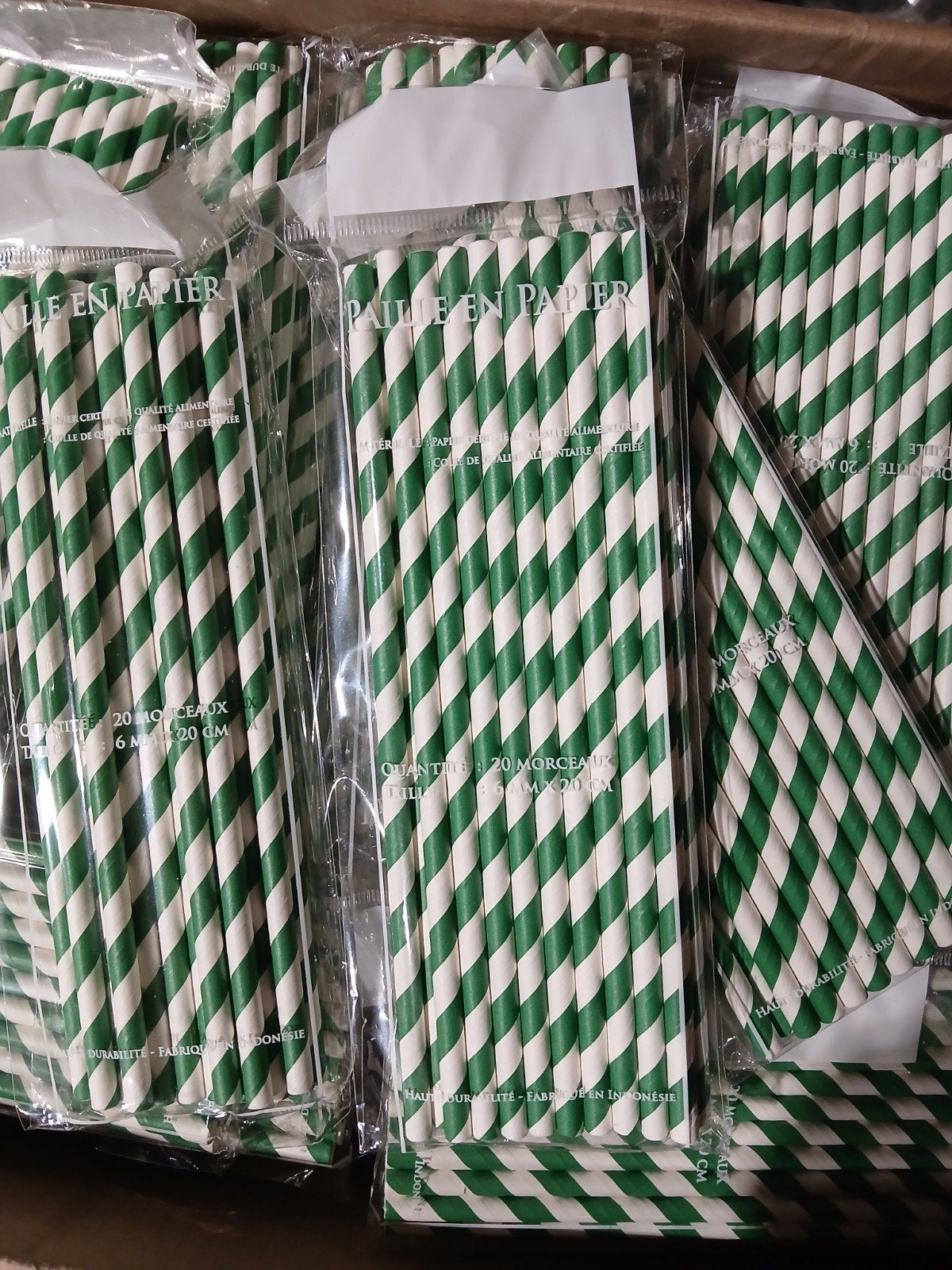 Rietjes/ drinkrietjes +-3700 st nieuw
Volledige lot 90 euro, Ophalen, Dranken