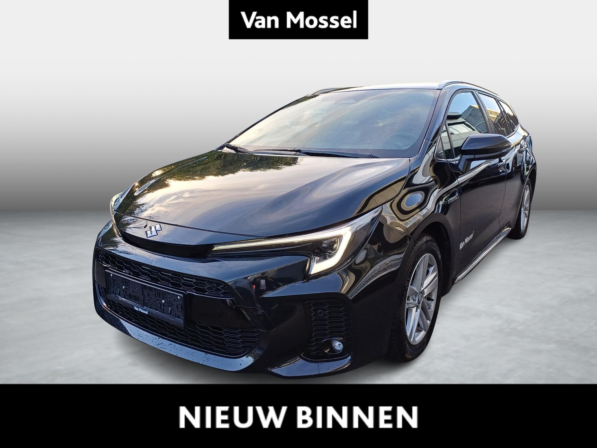Suzuki Swace 1.8 Hybrid GL+, Auto's, Gebruikt, 750 kg, 4 cilinders, https://public.car-pass.be/vhr/48347f4d-3502-4e6a-aad2-aebe12924f99