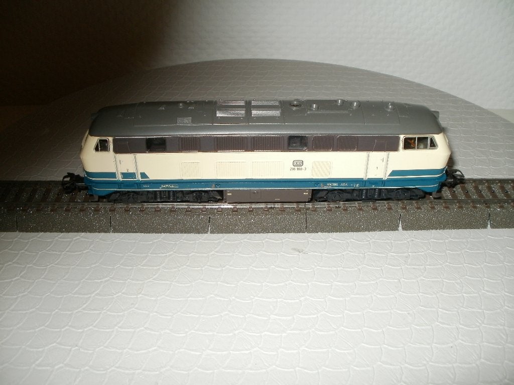 Marklin Ho diesellokomotief Br216 no 3374 Delta Dig., Hobby en Vrije tijd, Wisselstroom, Locomotief, Ophalen of Verzenden, Märklin