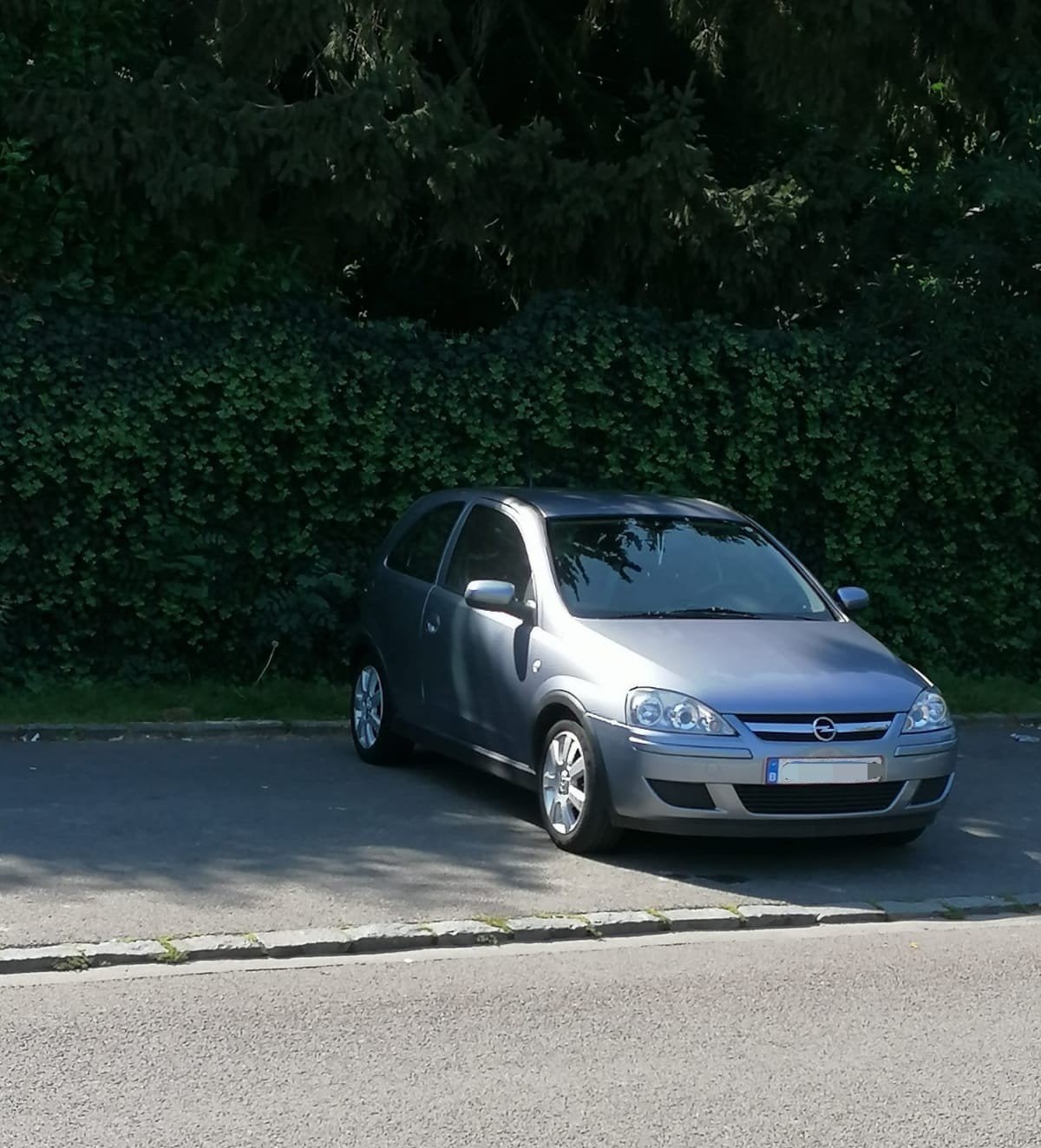 opel corsa-c 1.2 benzine 105000 km € 2250Grijs gsm0485741129, Autos, Argent ou Gris, Achat, 139 g/km, Boîte manuelle
