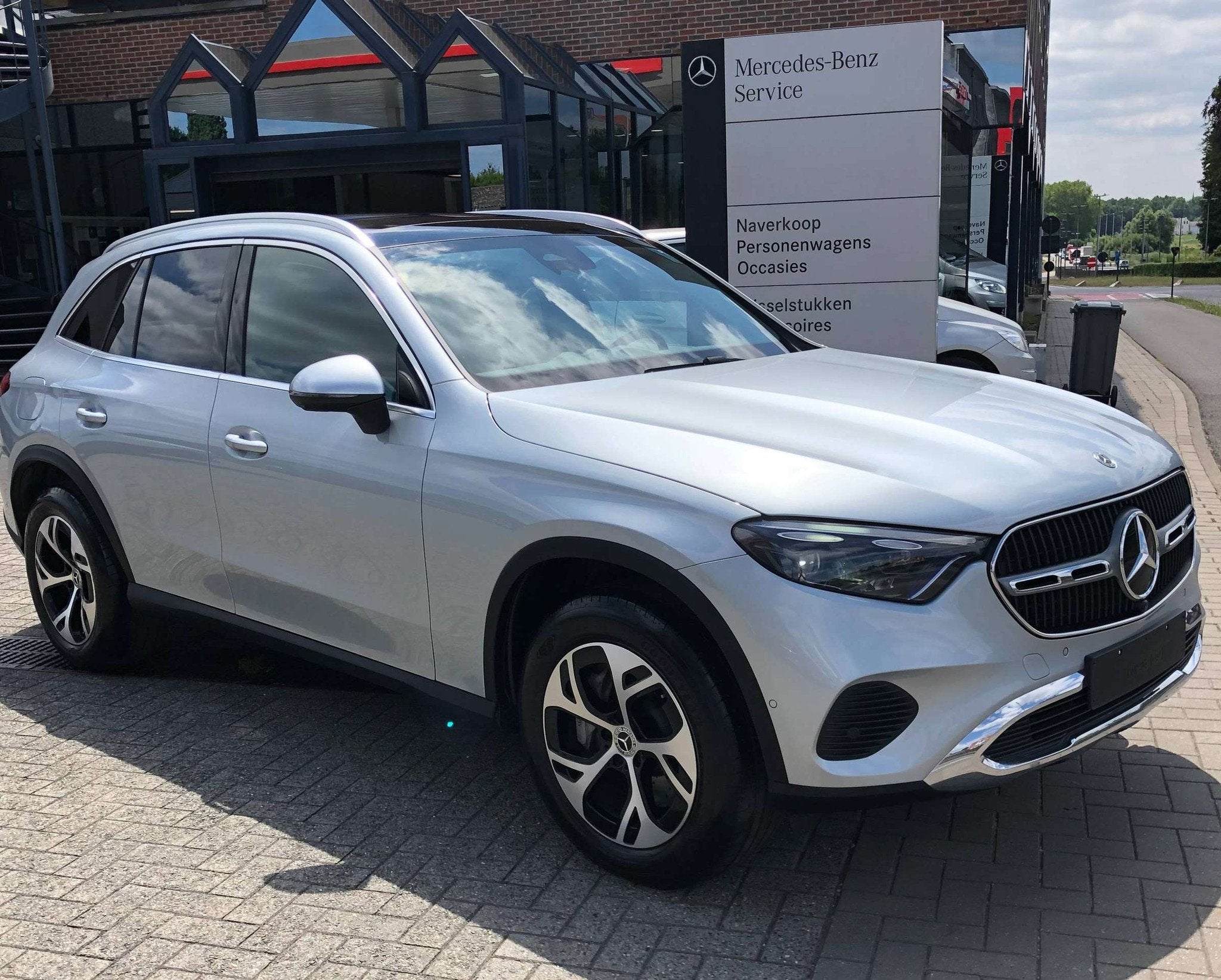 Mercedes-Benz GLC 300 e 4Matic, Panoramisch open schuifdak,, Auto's, Automaat, 230 kW, Gebruikt, Zwart
