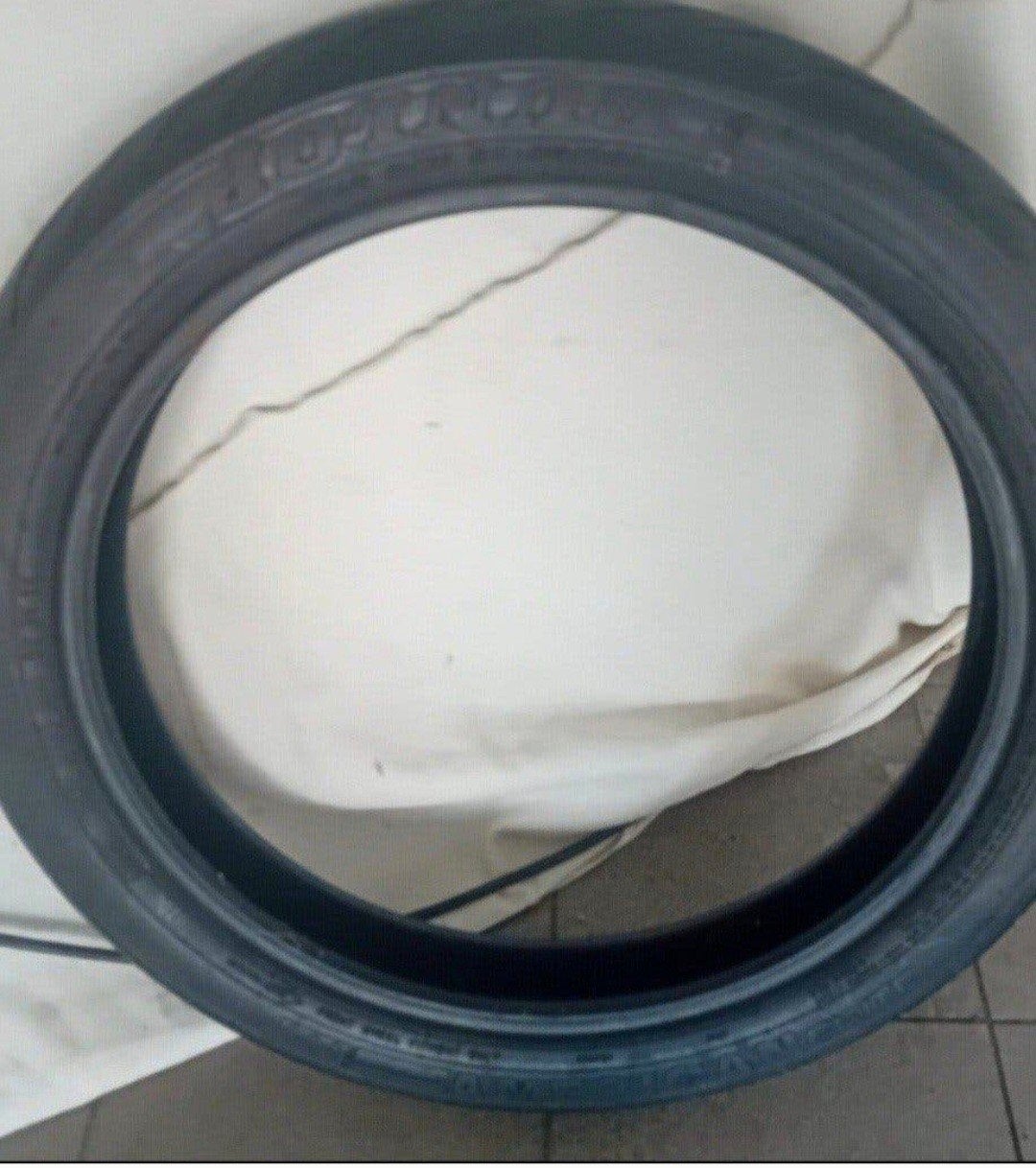 Pneu avant Dunlop 19 pouces Harley Davidson, Enlèvement