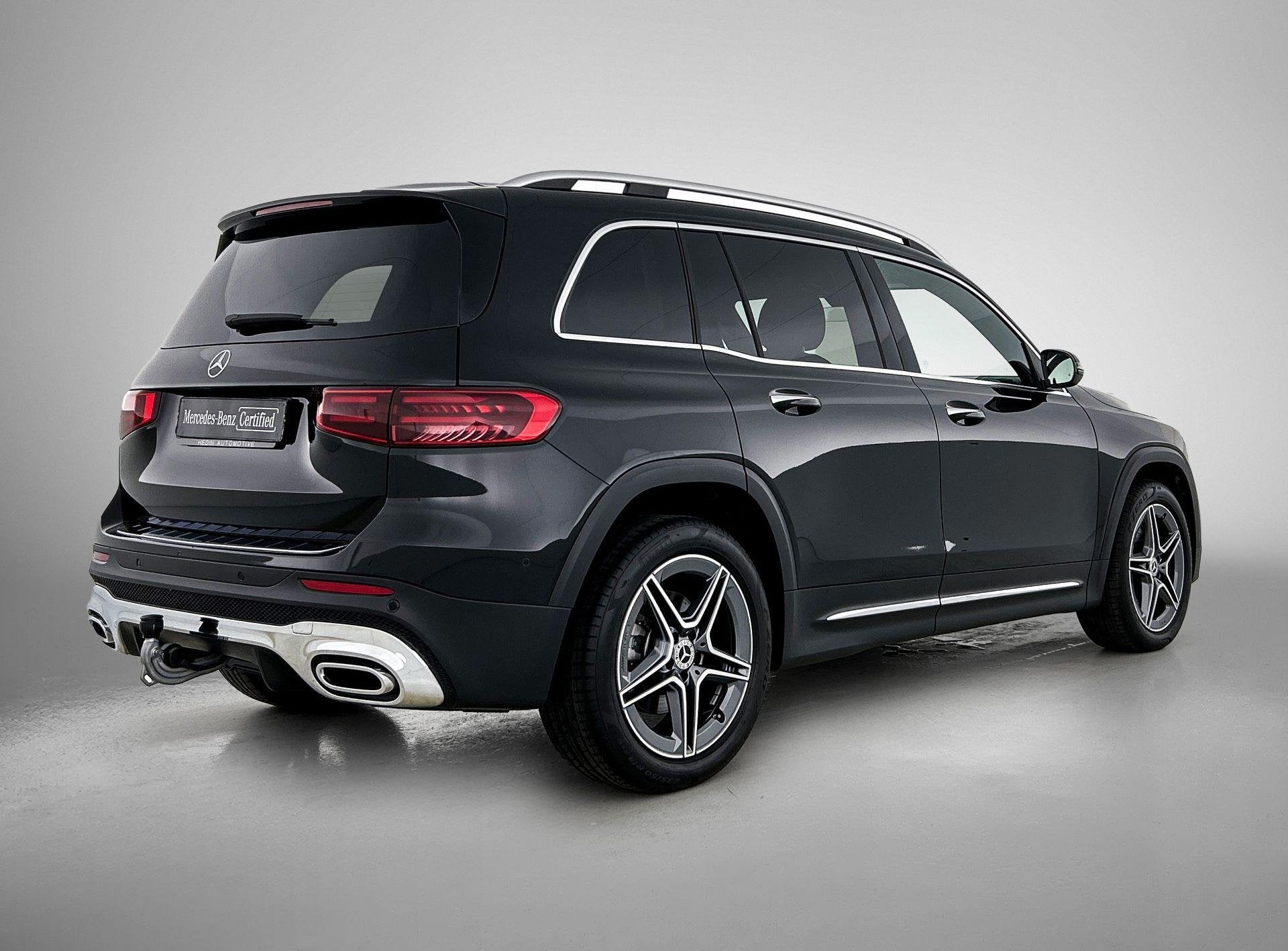 Mercedes-Benz GLB-Klasse 250 4MATIC AMG Line | 7 Zitplaatsen, Auto's, Automaat, Dealer onderhouden, Stof, 1670 kg