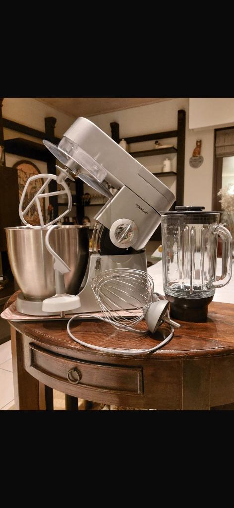KENWOOD MAJOR PREMIER KMM770, Ophalen, 4 liter of meer, 3 snelheden of meer, Zo goed als nieuw
