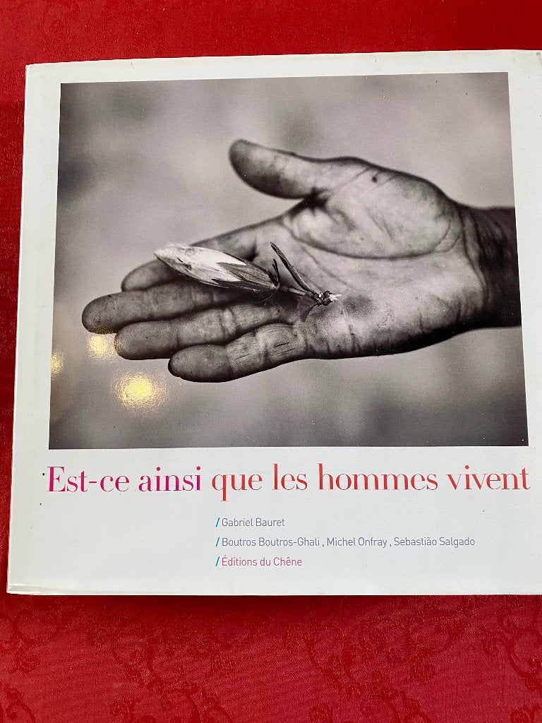 Boek van Gabriel Bauret: Is dit hoe mensen leven, Verzamelen, Foto's en Prenten, 1960 tot 1980, Foto, Ophalen of Verzenden, Zo goed als nieuw