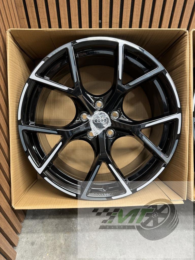 19" Audi RS3 8Y 8Y0601025BP ET25 Cerchi Jante Felgi NEW OEM, Neuf, Véhicule de tourisme, -, Pneu(s)