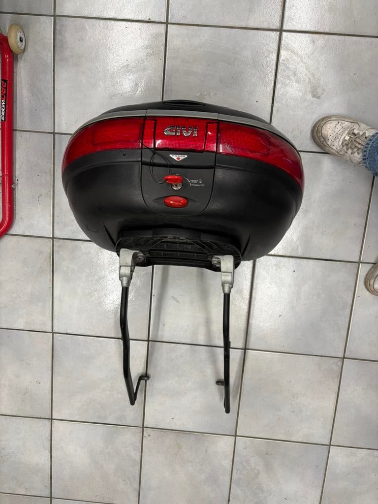 Suzuki gs500 topkoffer met drager, Ophalen, Zo goed als nieuw