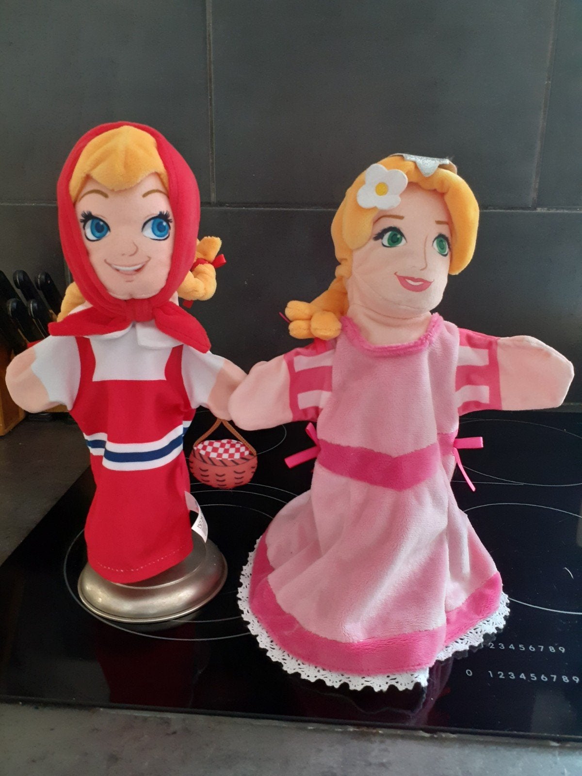 Efteling handpoppen poppenkastpoppen Roodkapje en Rappunzel, Collections, Efteling, Enlèvement ou Envoi