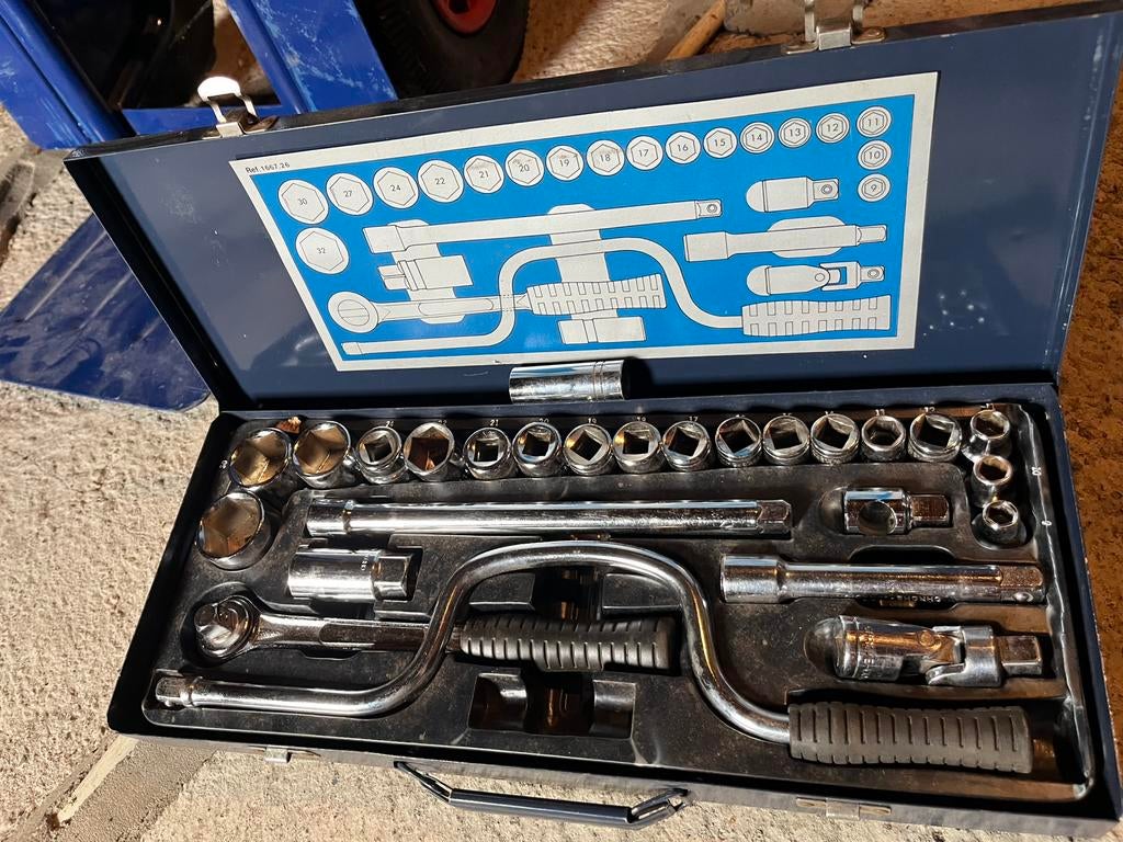 Dopsleutelset in metalen koffer, Ophalen, Gebruikt