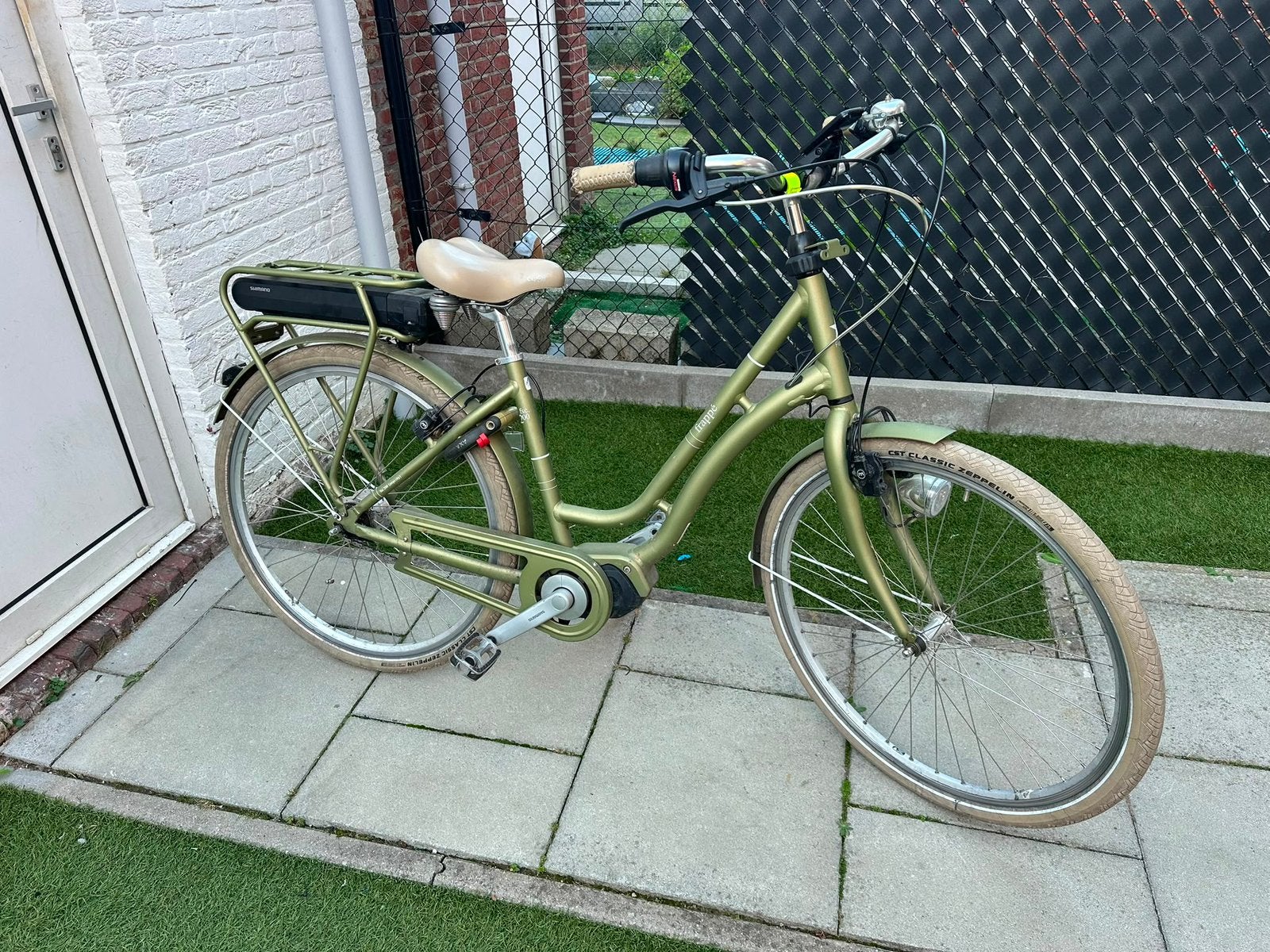 Elektrische Damesfiets Frappé, Ophalen, Zo goed als nieuw