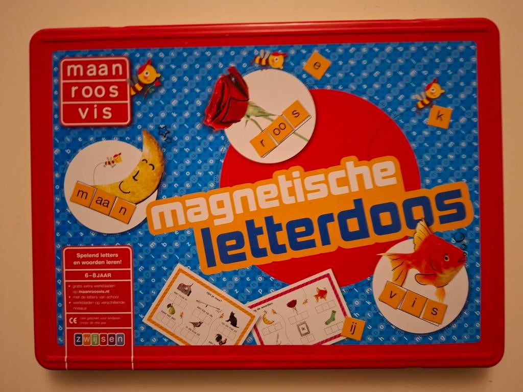 Magnetische letterdoos : maan , roos , vis, Ophalen of Verzenden