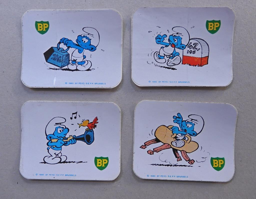 4 sport stickers - De Smurfen - BP - Peyo, Enlèvement ou Envoi, Comme neuf, Sport