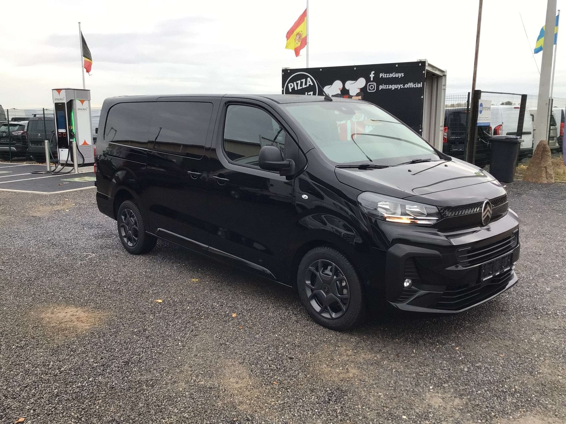 Citroen Jumpy l3 180pk automaat 2025 dubbel/cabine full/opti, Auto's, Automaat, Stof, 4 cilinders, Zwart