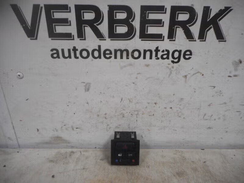 ALARMLICHTEN SCHAKELAAR BMW 3 serie (E90) (6.945.652-01), Autos : Pièces & Accessoires, Enlèvement ou Envoi, Utilisé, Petuelring 130 80809 München, DE