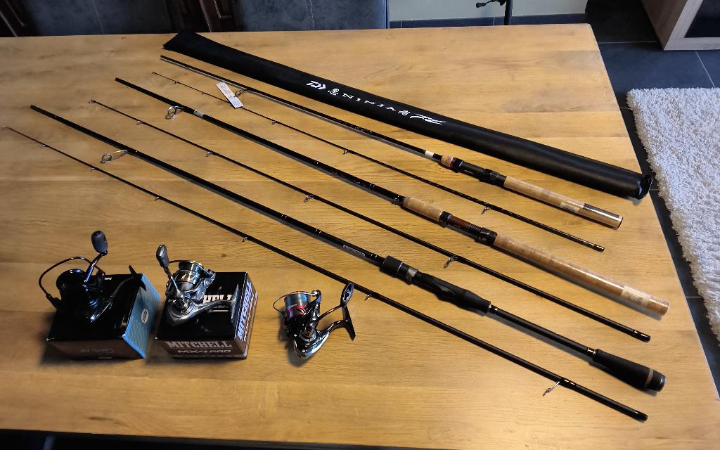 Roofvis hengels.molens.Matriaal.Kunstaas.Nieuw, Watersport en Boten, Ophalen, Nieuw, Complete set
