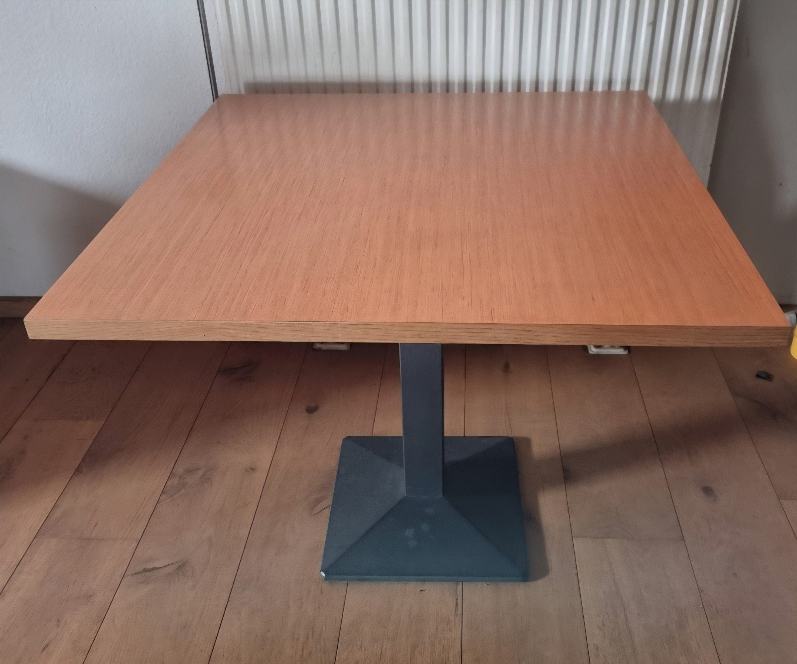 Tafel / tafels / bistrotafels, Huis en Inrichting, Ophalen