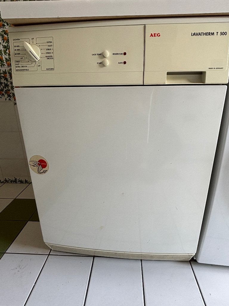 Sèche-linge à condensation AEG, Electroménager, 4 à 6 kg, Chargeur frontal, Enlèvement, Utilisé