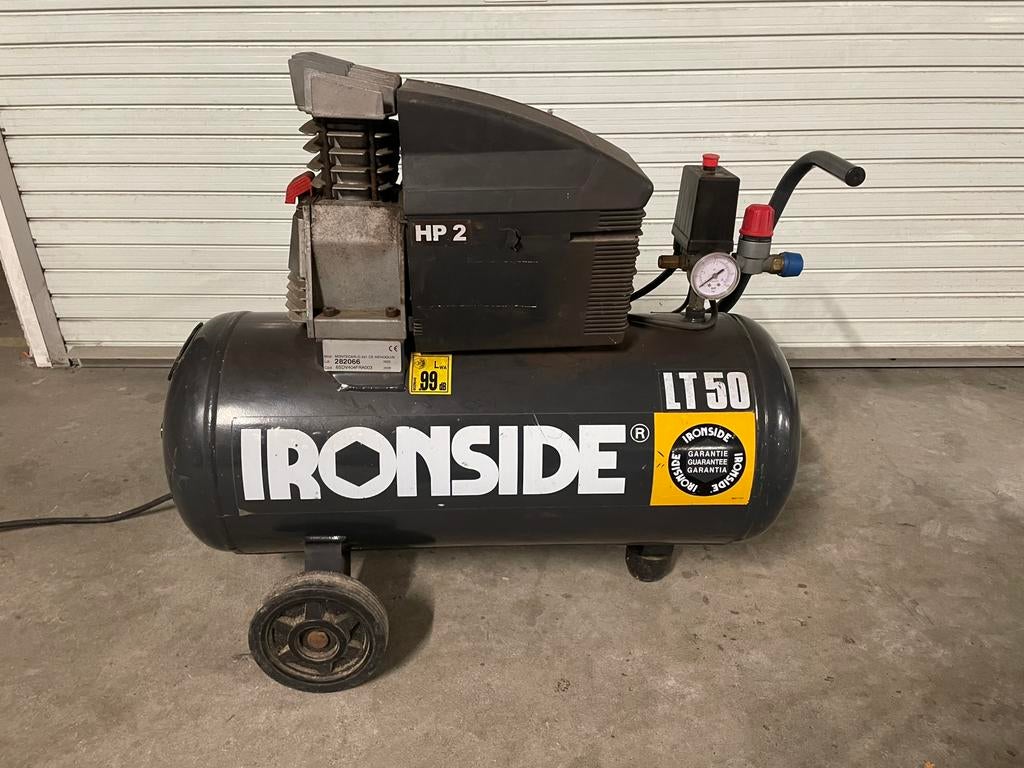 Compresseur d’air 50L, Enlèvement, 200 à 400 litres/min, Utilisé, 6 à 10 bars